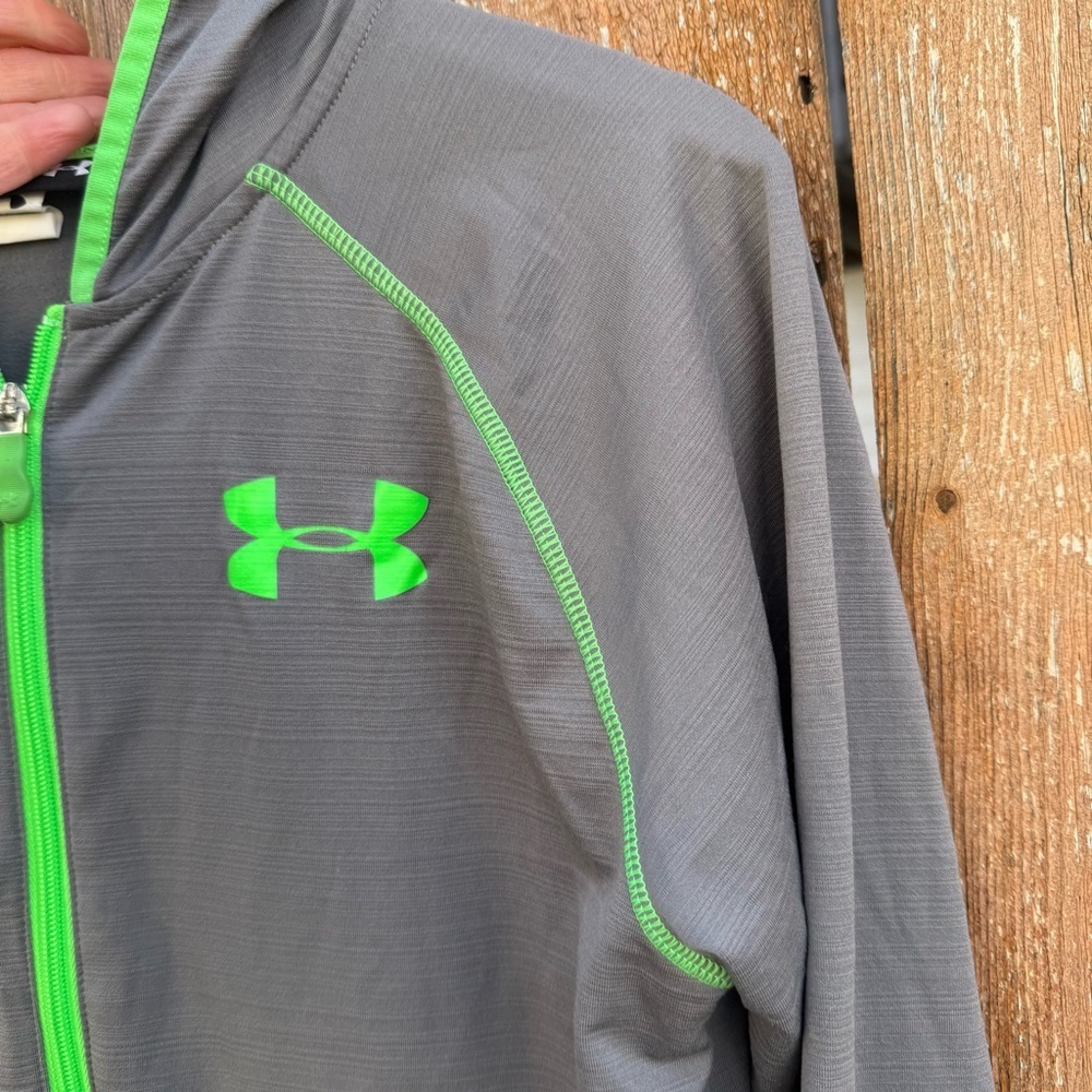 Under Armour Boys Gray Neon Green Full Zip Lightweight Sweatshirt Loose Size XL - Picture 6 of 9